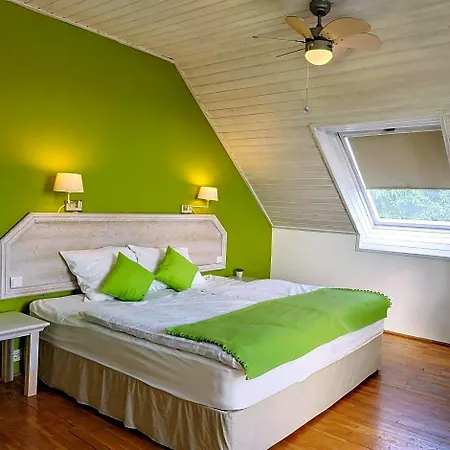 Bed & Breakfast Belysium Panzio Gyenesdiás